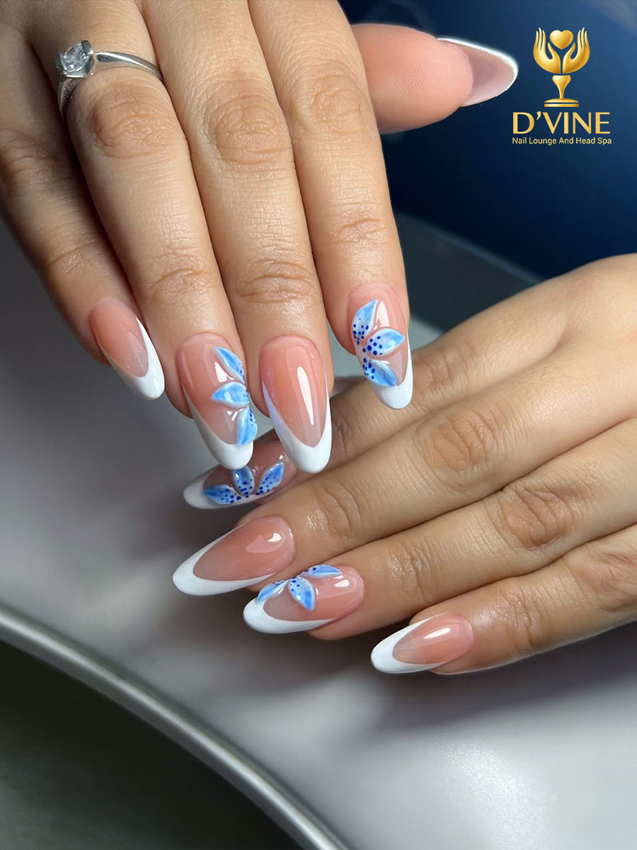 D'vine Nail Lounge and Head Spa